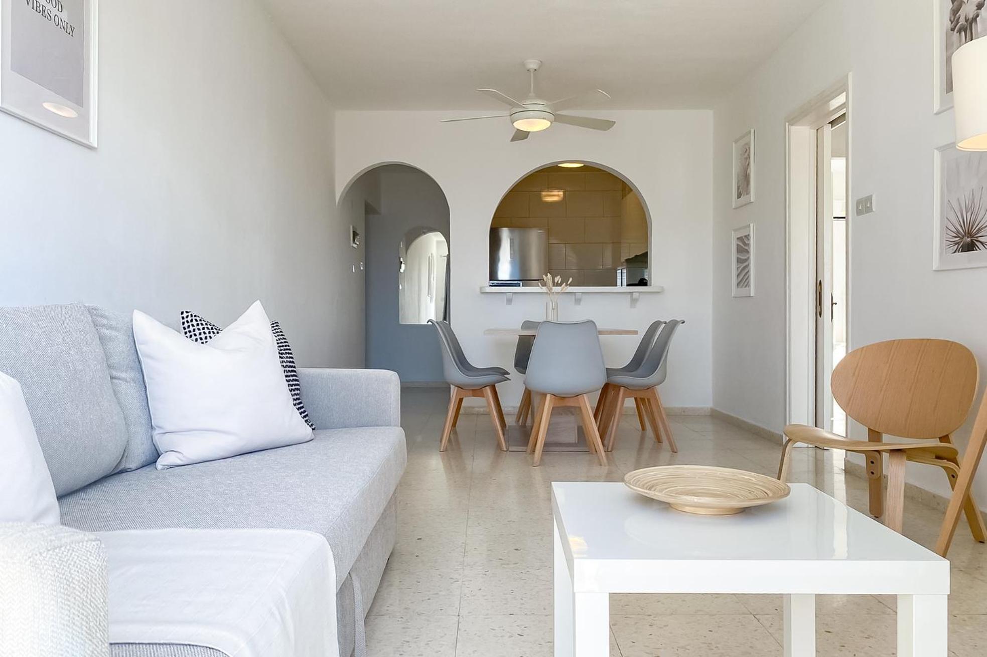 Phaedrus Living: Byzantium Modern City Flat بافوس المظهر الخارجي الصورة
